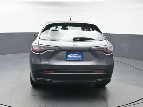 Used 2023 Honda HR-V LX image 5