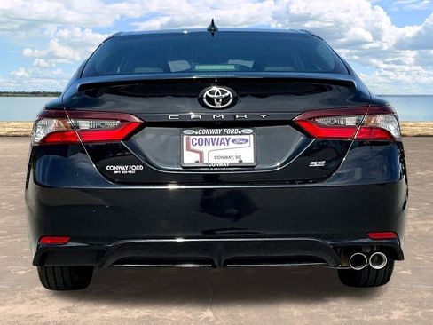 Used 2023 Toyota Camry SE image 7