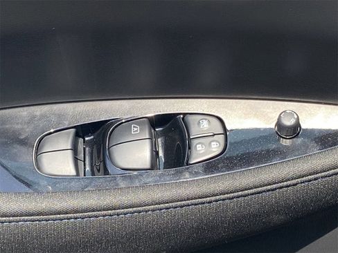 New 2025 Nissan Leaf SV Plus image 8