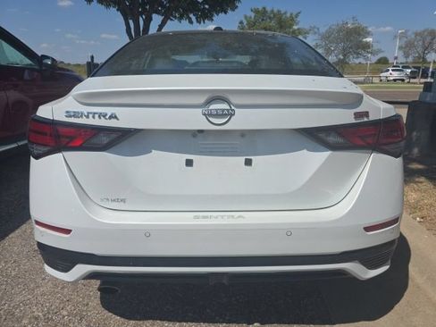 Used 2025 Nissan Sentra SR w/ SR Premium Package FWD image 4