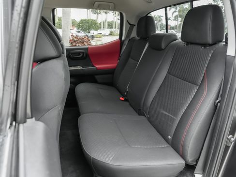 Used 2023 Toyota Tacoma SR5 AWD/4WD image 35