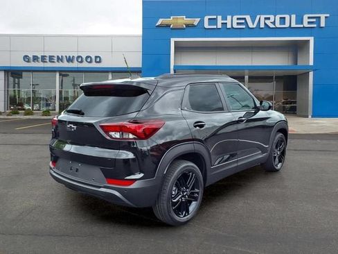 New 2026 Chevrolet TrailBlazer LT w/ Convenience Package FWD image 3