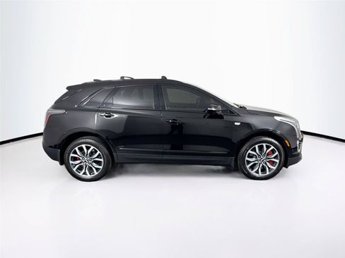 Used 2024 Cadillac XT5 Sportv w/ Technology Package AWD/4WD image 11