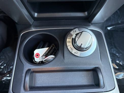 Certified 2024 Toyota 4Runner SR5 Premium image 35