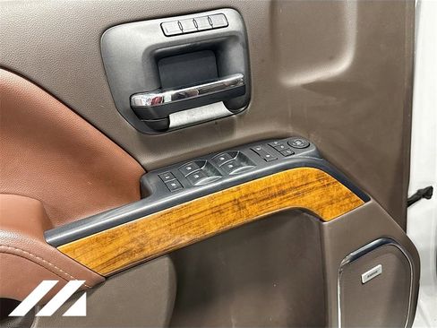 Used 2016 Chevrolet Silverado 1500 High Country w/ High Country Premium Package image 21