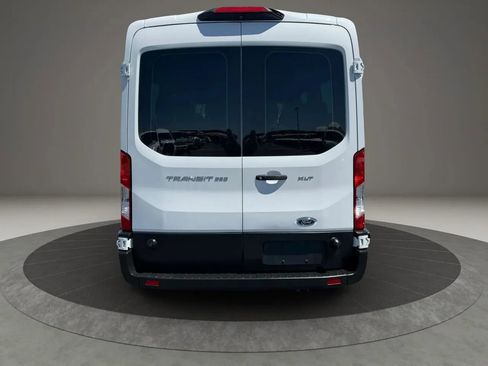 Used 2019 Ford Transit 350 XLT RWD image 5
