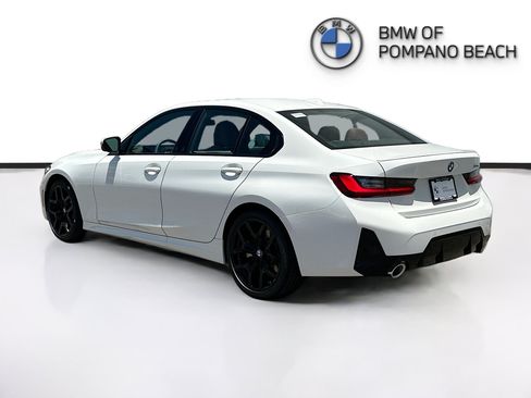 New 2026 BMW 330i Sedan w/ M Sport Package RWD image 4