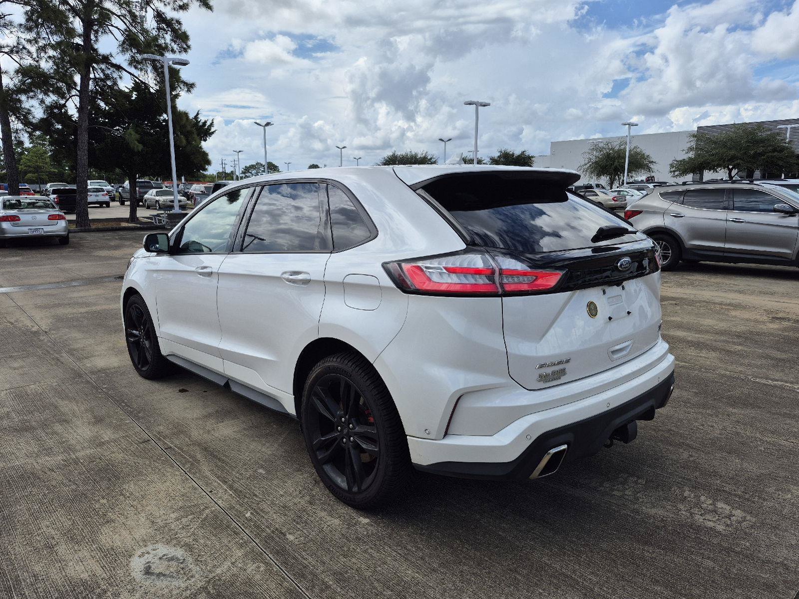 Used 2019 Ford Edge ST w/ Equipment Group 401A AWD/4WD image 14