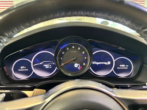 Used 2019 Porsche Cayenne S AWD/4WD image 32