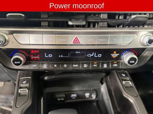 Used 2025 Kia Telluride S AWD/4WD image 10