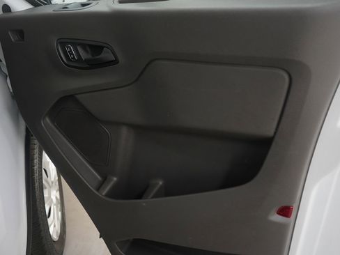 Used 2024 Ford Transit 350 XLT image 9