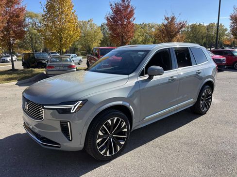 Used 2026 Volvo XC90 B6 Ultra w/ Protection Package AWD/4WD image 3