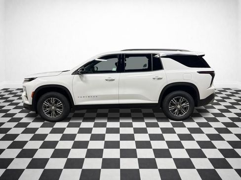 New 2026 Chevrolet Traverse LT w/ Driver Confidence Package image 5