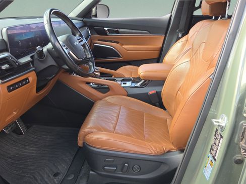 Used 2023 Kia Telluride SX X-Line image 9