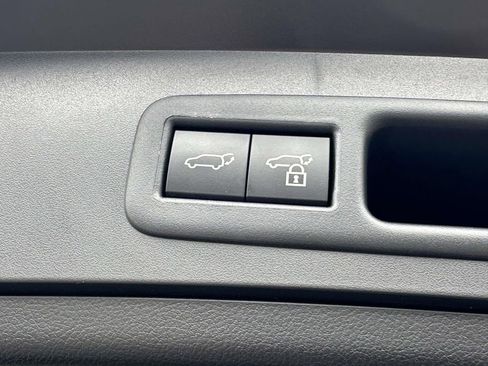 Used 2023 Lexus UX 250h FWD w/ Accessory Package (Z2) image 9