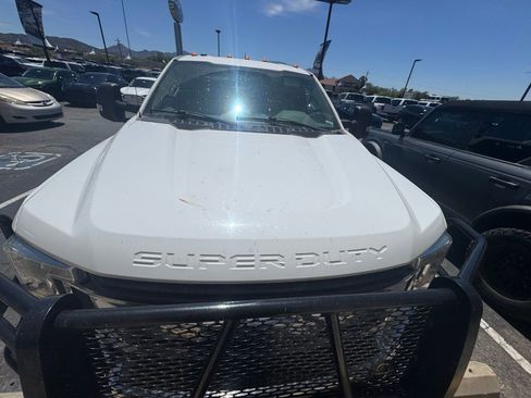 Used 2019 Ford F350 XLT AWD/4WD image 8