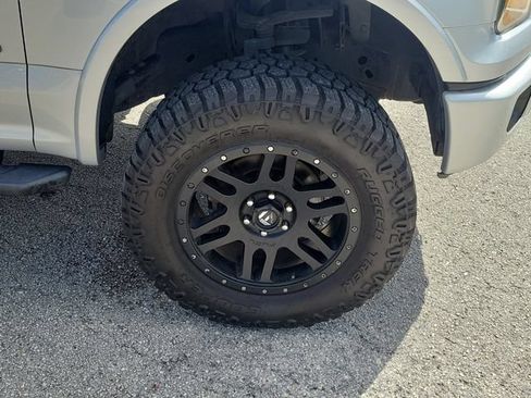 Used 2017 Ford F150 XLT w/ Equipment Group 301A Mid AWD/4WD image 7