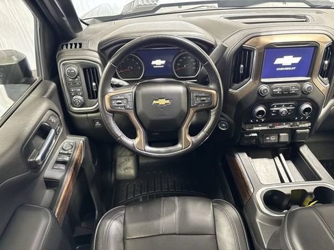 Used 2023 Chevrolet Silverado 2500 High Country w/ Z71 Off-Road Package AWD/4WD image 15