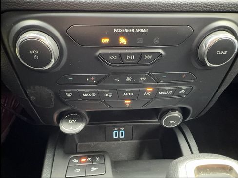 Used 2021 Ford Ranger XLT w/ Equipment Group 301A Mid AWD/4WD image 47