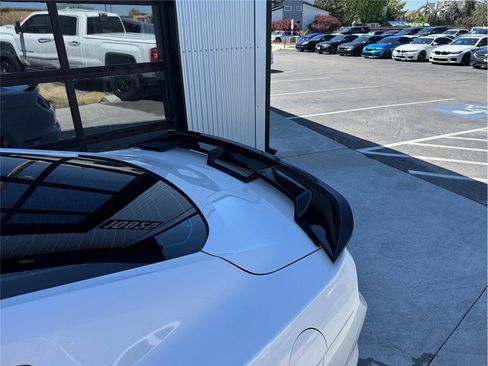 Used 2017 Ford Mustang Coupe w/ Equipment Group 051A RWD image 45