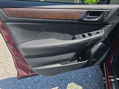 Used 2019 Subaru Outback 2.5i Limited w/ Popular Package #2 AWD/4WD image 13