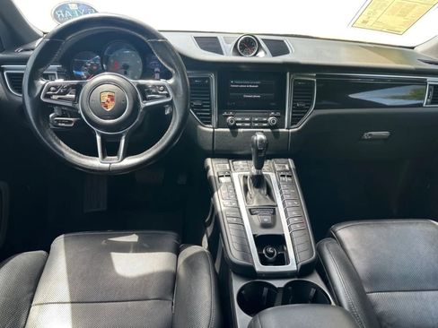 Used 2017 Porsche Macan S w/ Premium Package Plus image 11