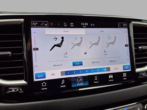 Certified 2023 Chrysler Pacifica Touring-L FWD image 7