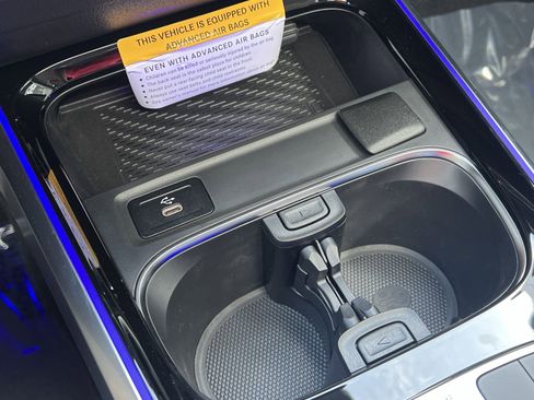 Certified 2025 Mercedes-Benz GLB 250 image 42