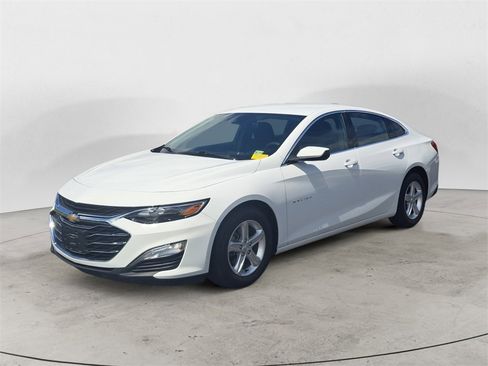 Used 2023 Chevrolet Malibu LS w/ Driver Confidence Package image 7