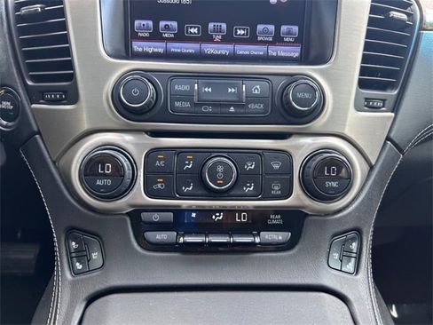 Used 2016 GMC Yukon Denali image 17