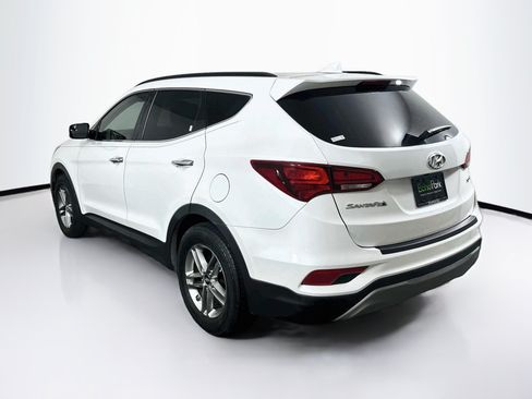 Used 2017 Hyundai Santa Fe Sport FWD image 5