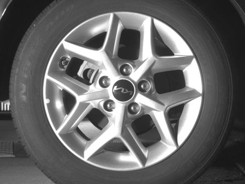 Used 2025 Kia Soul LX w/ LX Technology Package image 15