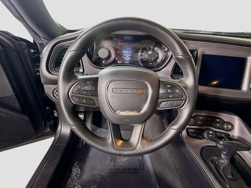 Used 2023 Dodge Challenger SXT w/ Blacktop Package image 13