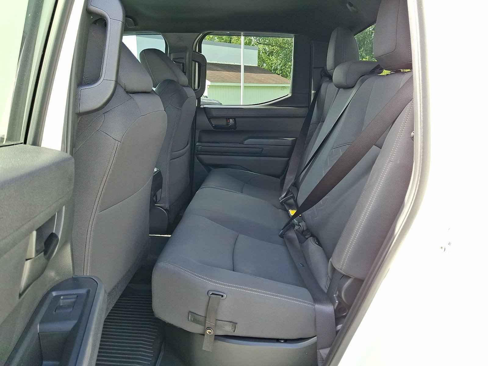 Certified 2024 Toyota Tacoma SR w/ SR Upgrade Package RWD image 11