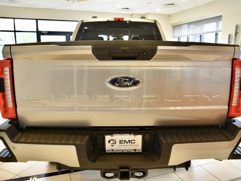 Used 2023 Ford F250 XL w/ STX Appearance Package AWD/4WD image 5