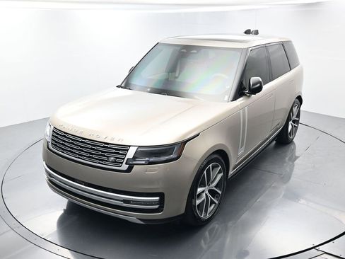 Used 2025 Land Rover Range Rover Autobiography image 30