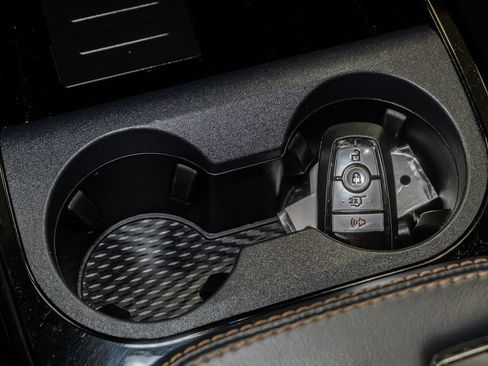 Used 2022 Ford Mustang Mach-E GT AWD/4WD image 23