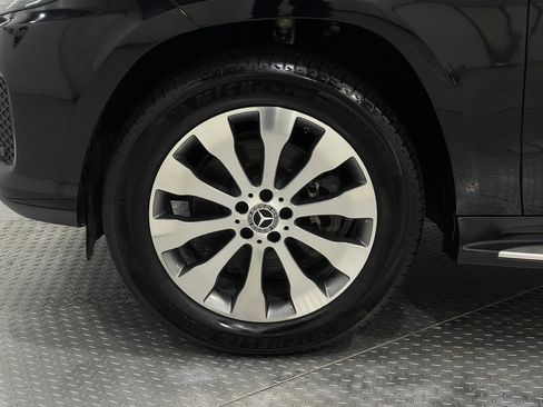 Used 2018 Mercedes-Benz GLS 450 4MATIC image 38