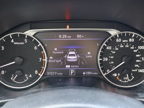Used 2020 Nissan Altima 2.5 SR FWD image 9
