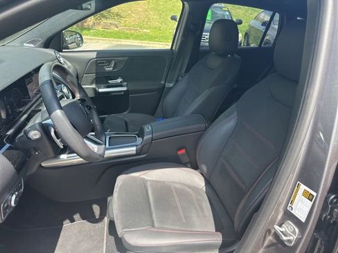 Used 2025 Mercedes-Benz GLA 250 image 12