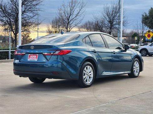 Used 2026 Toyota Camry LE image 3