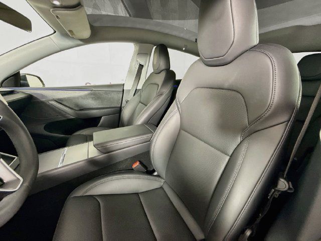 Used 2026 Tesla Model Y AWD image 20
