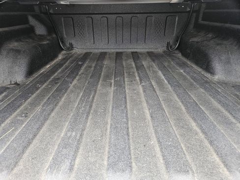 Used 2021 Jeep Gladiator Sport image 35