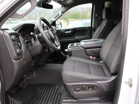 Used 2023 Chevrolet Silverado 1500 Custom image 21