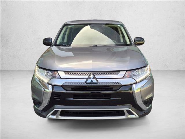 Used 2020 Mitsubishi Outlander ES FWD image 2