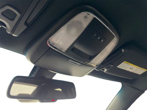 Used 2022 Dodge Charger R/T w/ Blacktop Package image 71