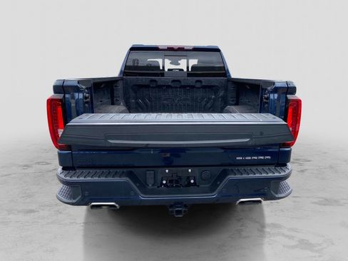 Used 2023 GMC Sierra 1500 Denali w/ Denali Carbonpro Edition image 5