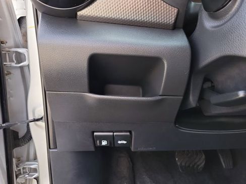 Used 2020 Nissan Kicks SV image 14