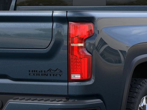 New 2026 Chevrolet Silverado 2500 High Country w/ High Country Premium Package AWD/4WD image 11