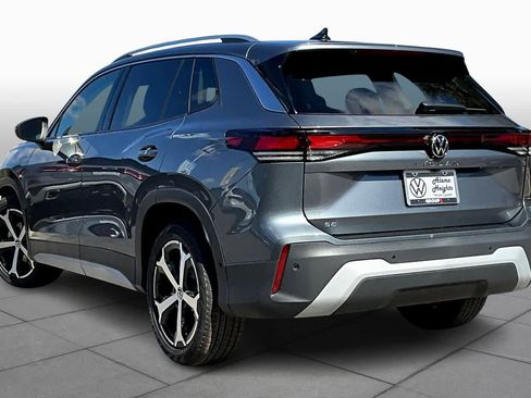 New 2026 Volkswagen Tiguan SE image 12